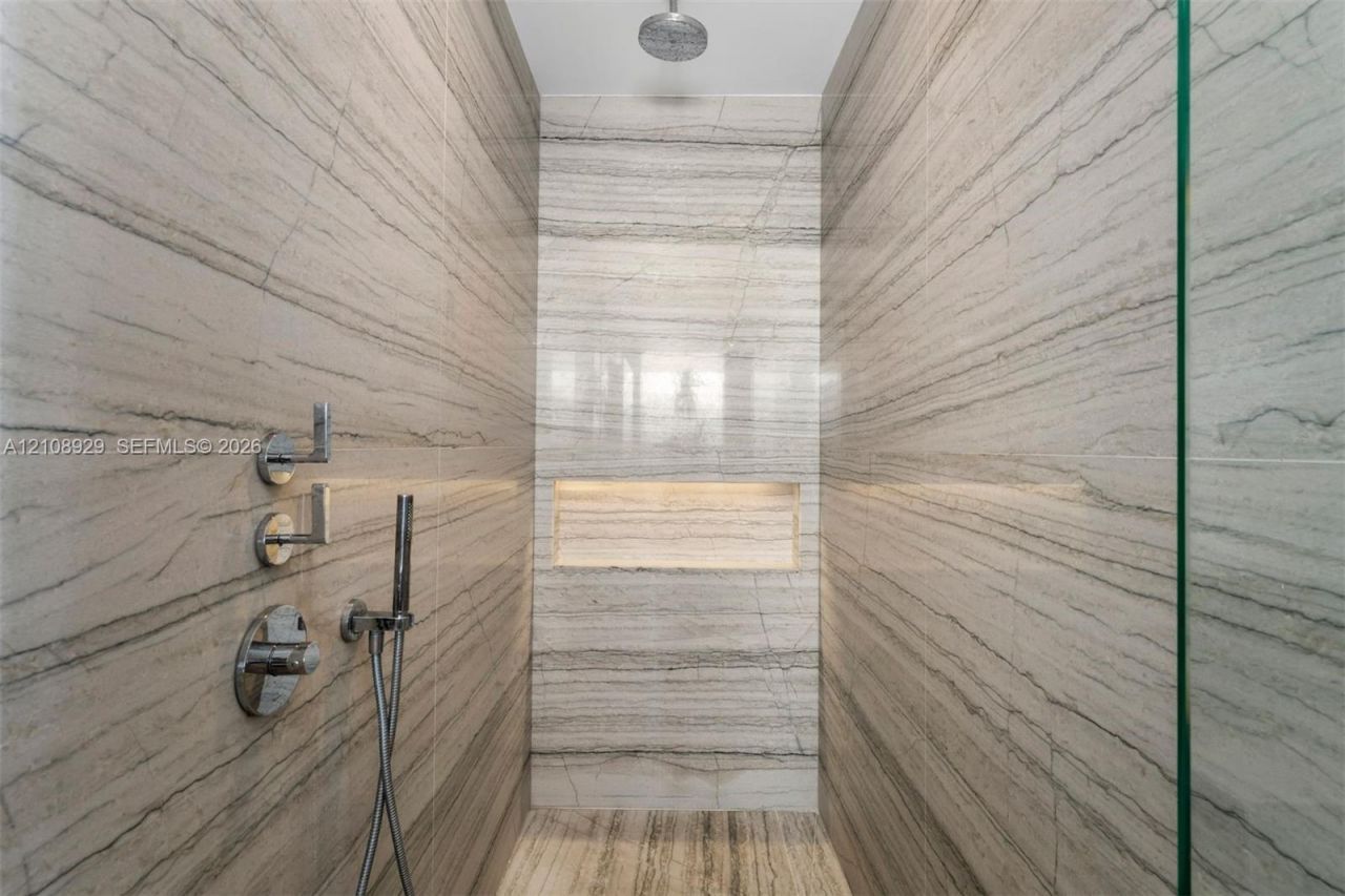 8701 Collins Ave, Unit 606, Miami Beach, FL 33154 Photo