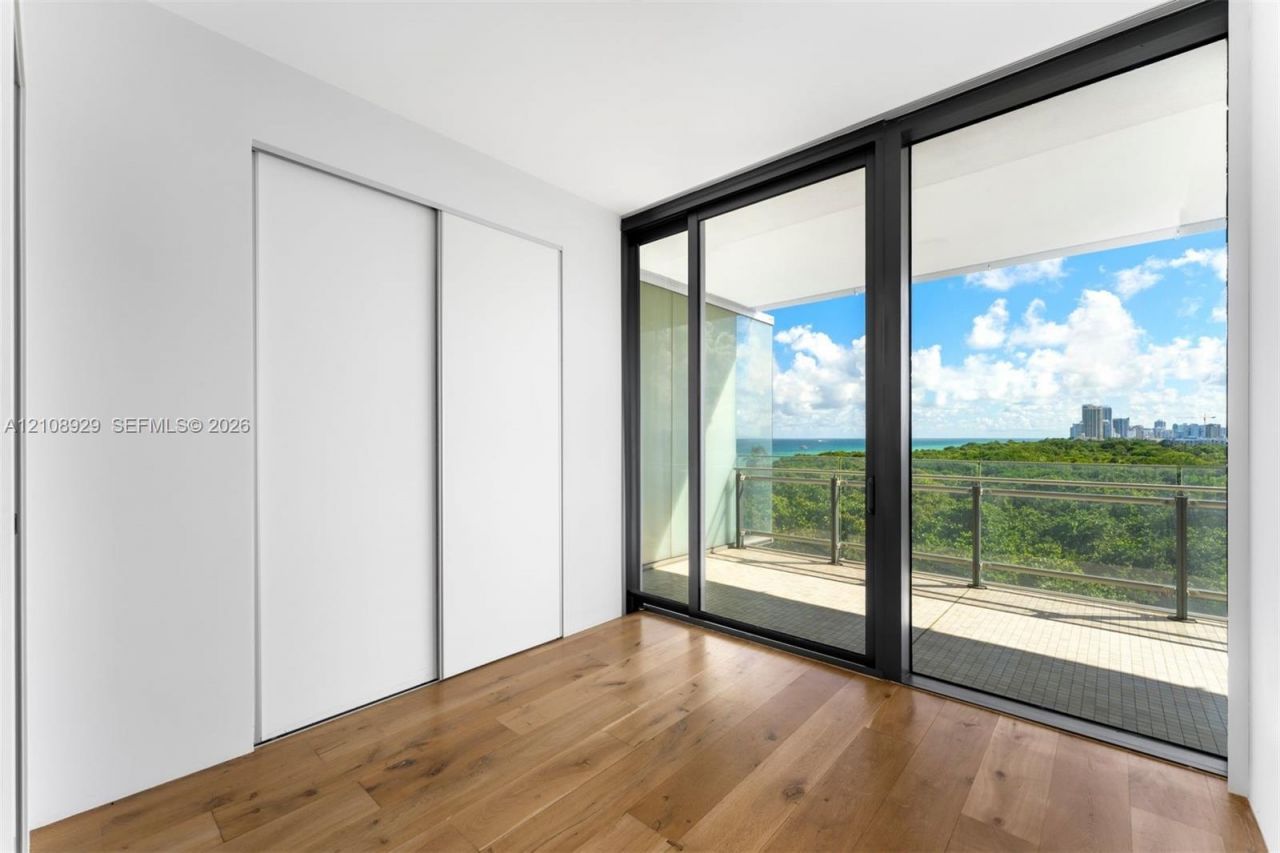8701 Collins Ave, Unit 606, Miami Beach, FL 33154 Photo