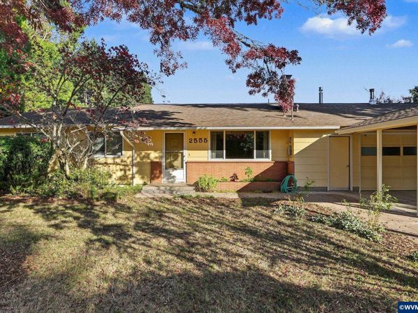 2555 NE Seavy Cir, Corvallis, OR 97330