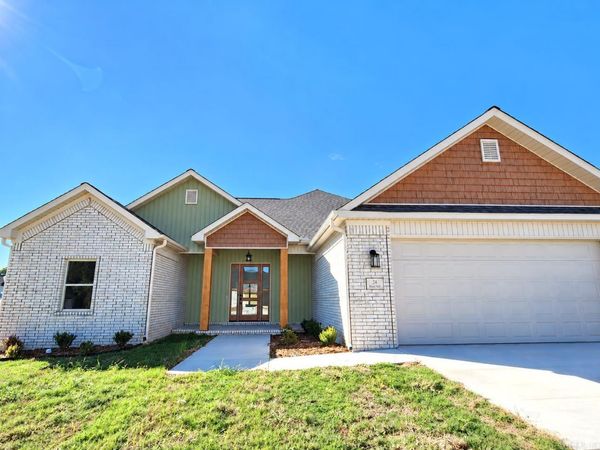 24 Ravell Road , Cabot, AR 72023