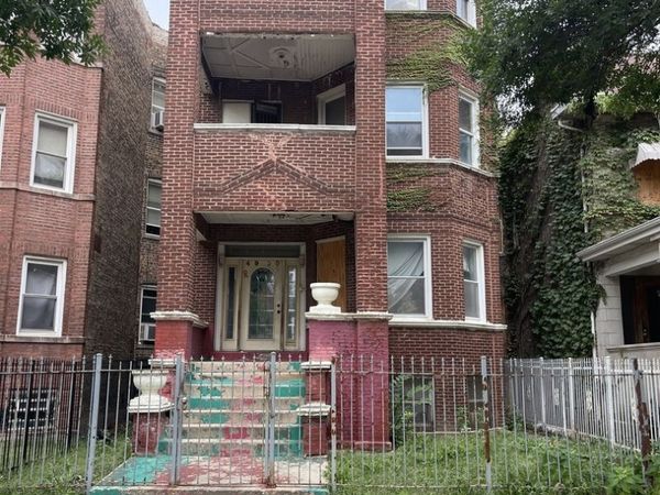 4930 W Washington Boulevard , Chicago, IL 60644