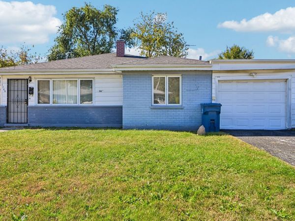 1366 Woodview Avenue , Calumet City, IL 60409