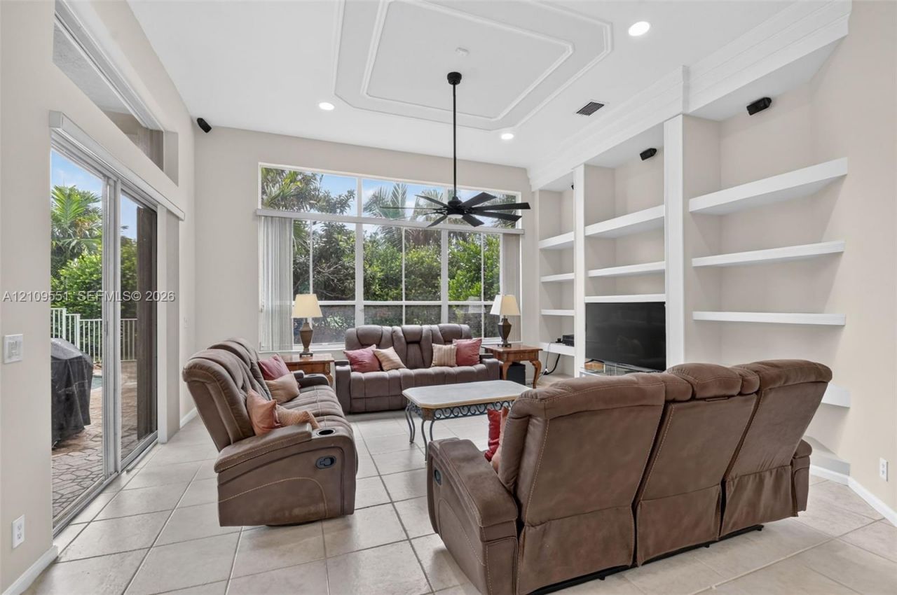 911 Forest Glen Ln , Wellington, FL 33414 Photo