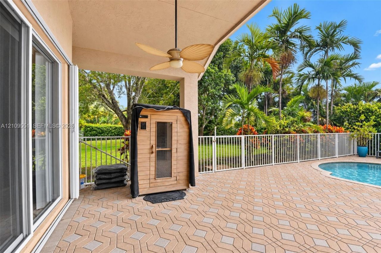 911 Forest Glen Ln , Wellington, FL 33414 Photo