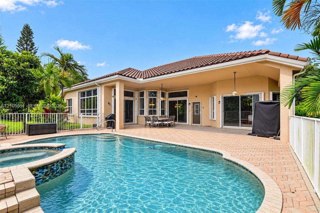 911 Forest Glen Ln , Wellington, FL 33414 Photo