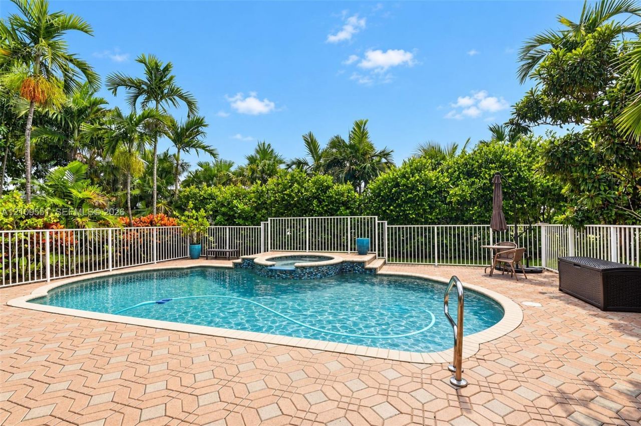 911 Forest Glen Ln , Wellington, FL 33414 Photo