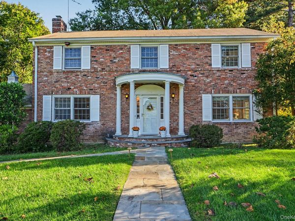 167 Holbrook Lane, Briarcliff Manor, NY 10510