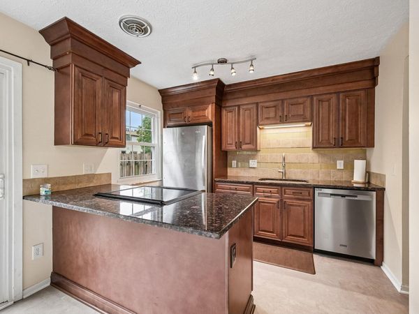 644 Alta View Court , Unit 52, Worthington, OH 43085
