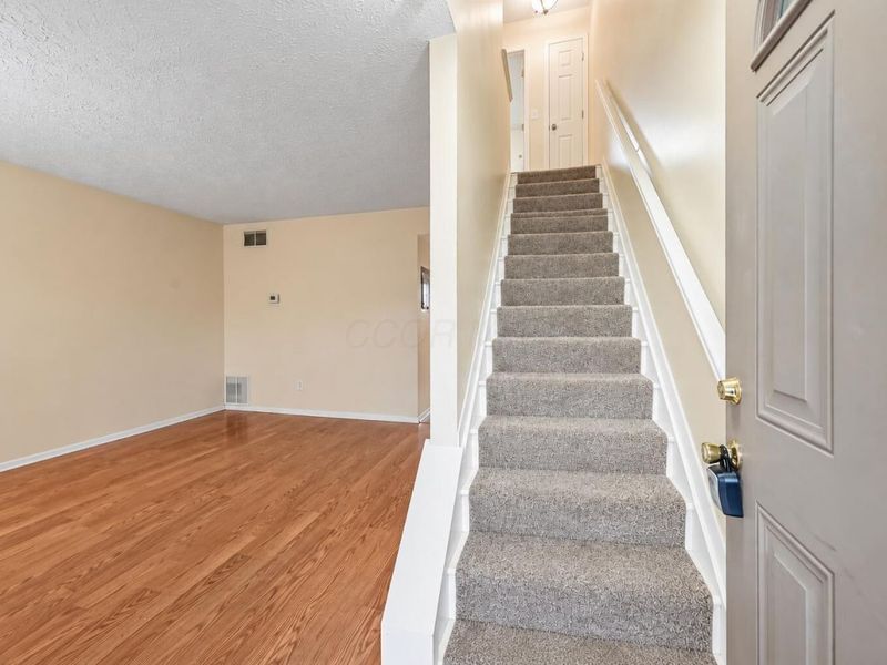 644 Alta View Court , Unit 52, Worthington, OH 43085 Photo 6