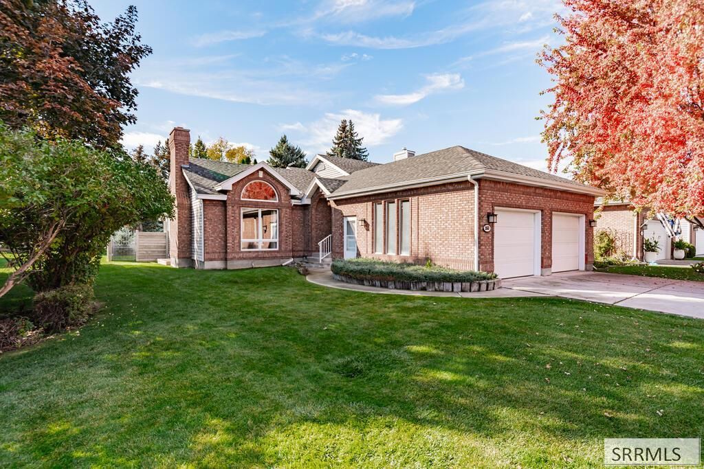 3553 Sun Circle, Idaho Falls, ID 83404 Main Photo