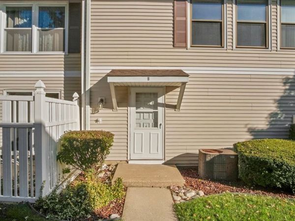 15340 Holly Court , Unit B, Oak Forest, IL 60452