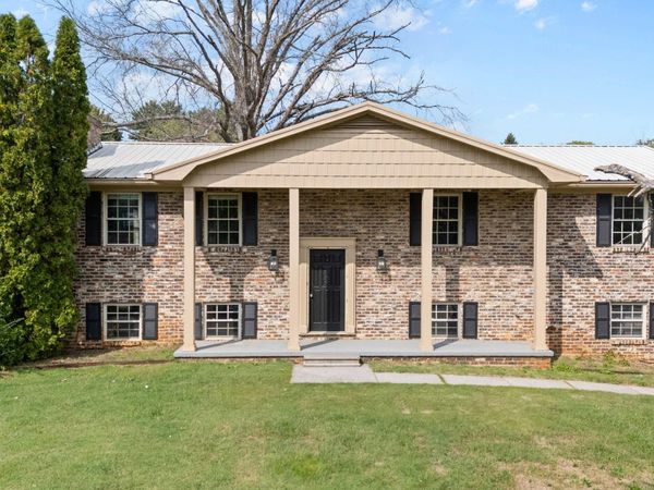 913 Windemere Circle, Maryville, TN 37804