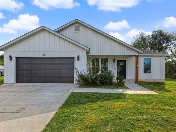 554 S West Avenue, Lincoln, AR 72744
