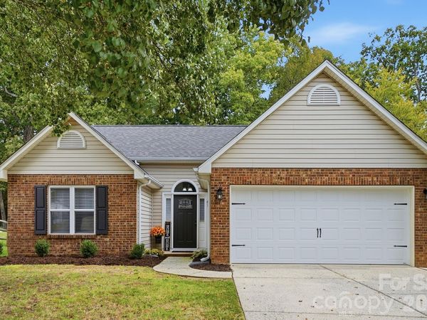 236 Forest Pond Road , Kannapolis, NC 28083