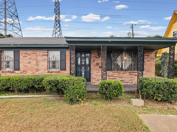 1860 MEADOWHILL ST, Memphis, TN 38106