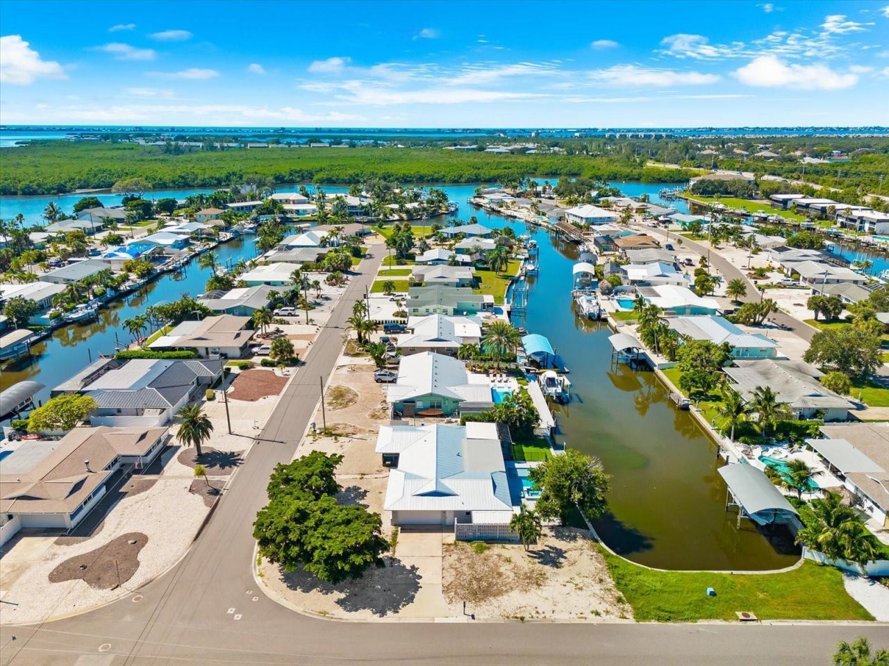 10304 Kingfisher Road W, Bradenton, FL 34209 Photo