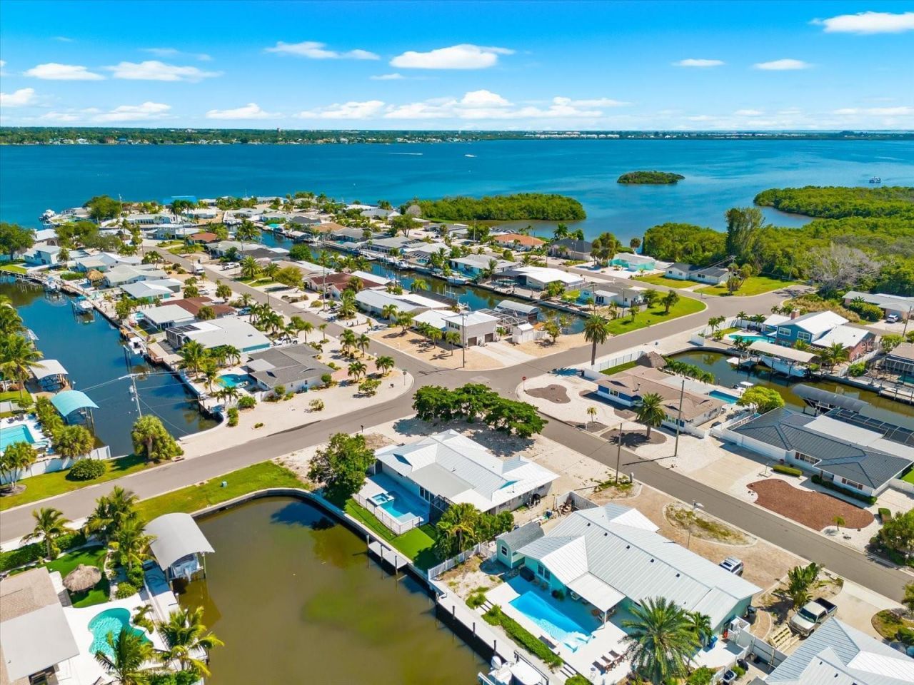 10304 Kingfisher Road W, Bradenton, FL 34209 Photo