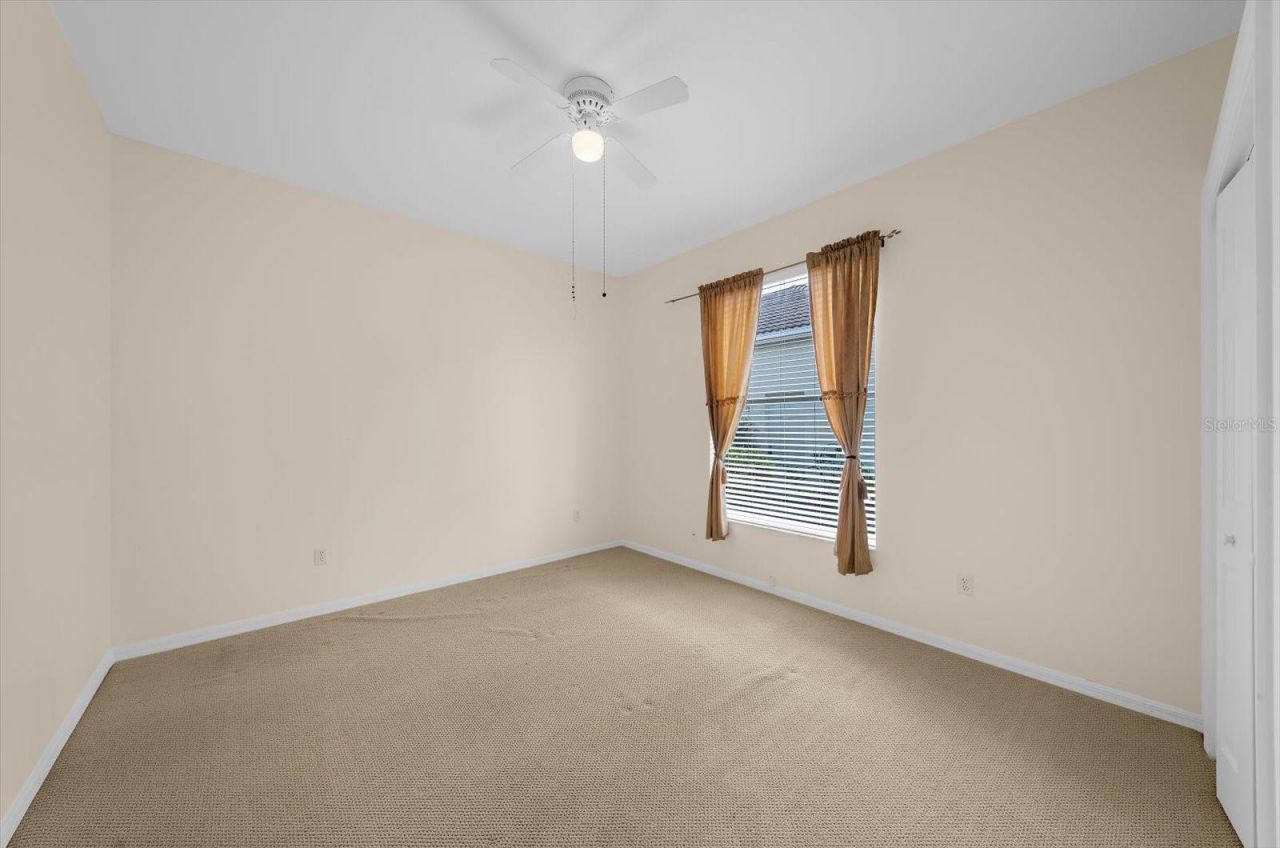 3715 72nd Ave. Circle E, Sarasota, FL 34243 Photo