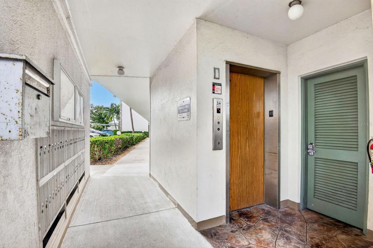 4440 Ironwood Circle, Unit 206D, Bradenton, FL 34209 Photo