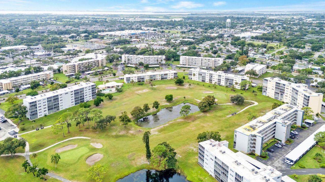 4440 Ironwood Circle, Unit 206D, Bradenton, FL 34209 Photo