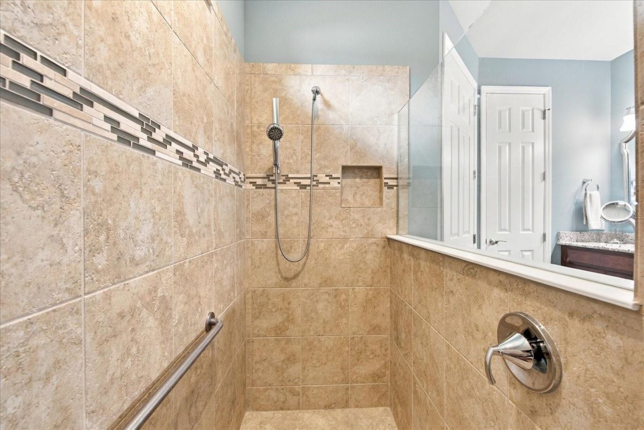 6808 Chester Trail, Bradenton, FL 34202 Photo