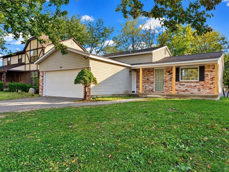 5689 Dorsey Drive , Columbus, OH 43235 Photo 2