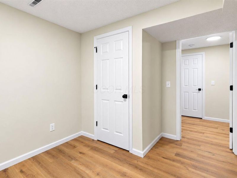 5689 Dorsey Drive , Columbus, OH 43235 Photo 24