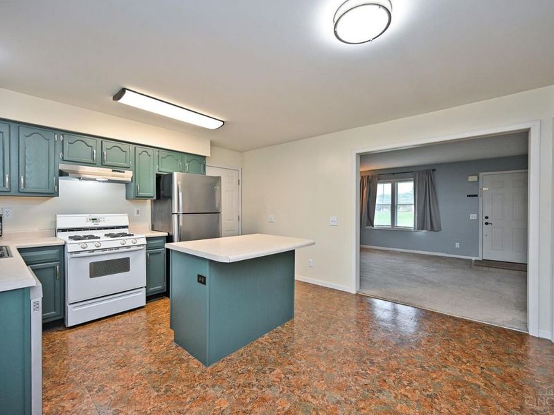 360 Walnut Street, Williamsburg, OH 45176 Photo 11