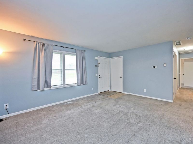 360 Walnut Street, Williamsburg, OH 45176 Photo 8