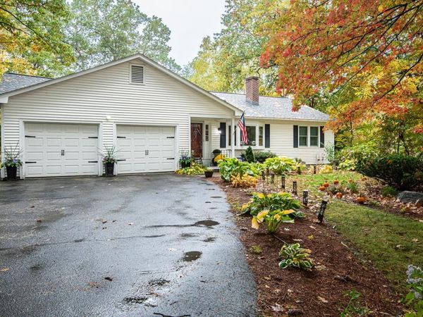 377 Sherburne Road, Pelham, NH 03076