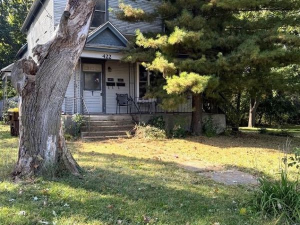 422 E Jackson Street , Woodstock, IL 60098