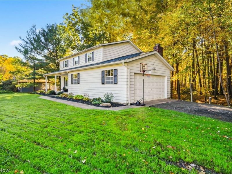 16425 Stagecoach Drive , Garrettsville, OH 44231 Photo 3