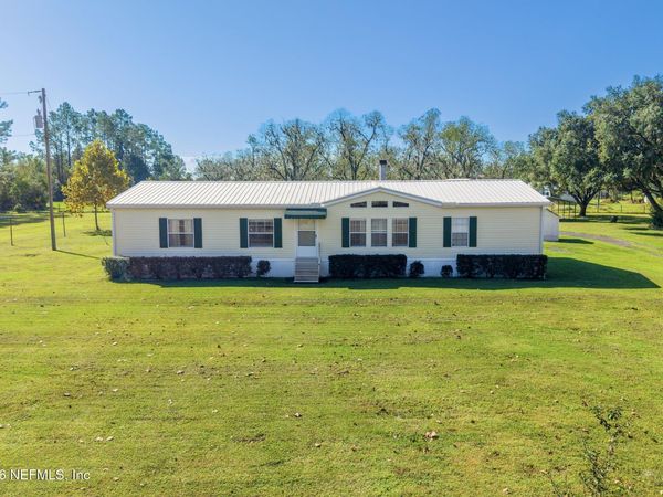 6152 NW 226TH Way, Lawtey, FL 32058