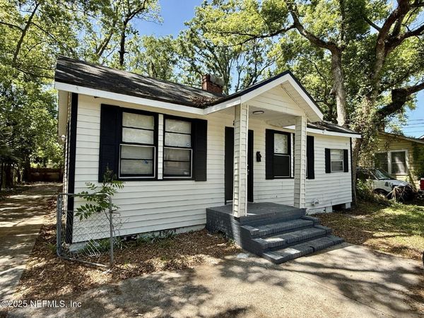 822 SARANAC Street, Jacksonville, FL 32254
