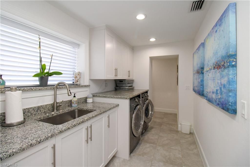 1555 Crayton Rd , Naples, FL 34102 Photo