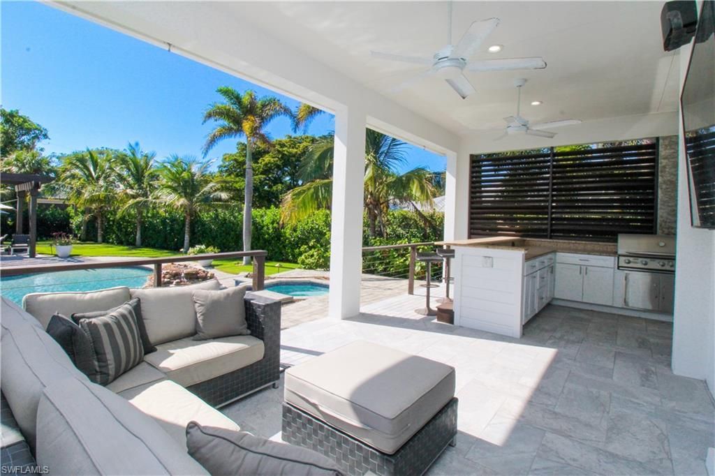 1555 Crayton Rd , Naples, FL 34102 Photo