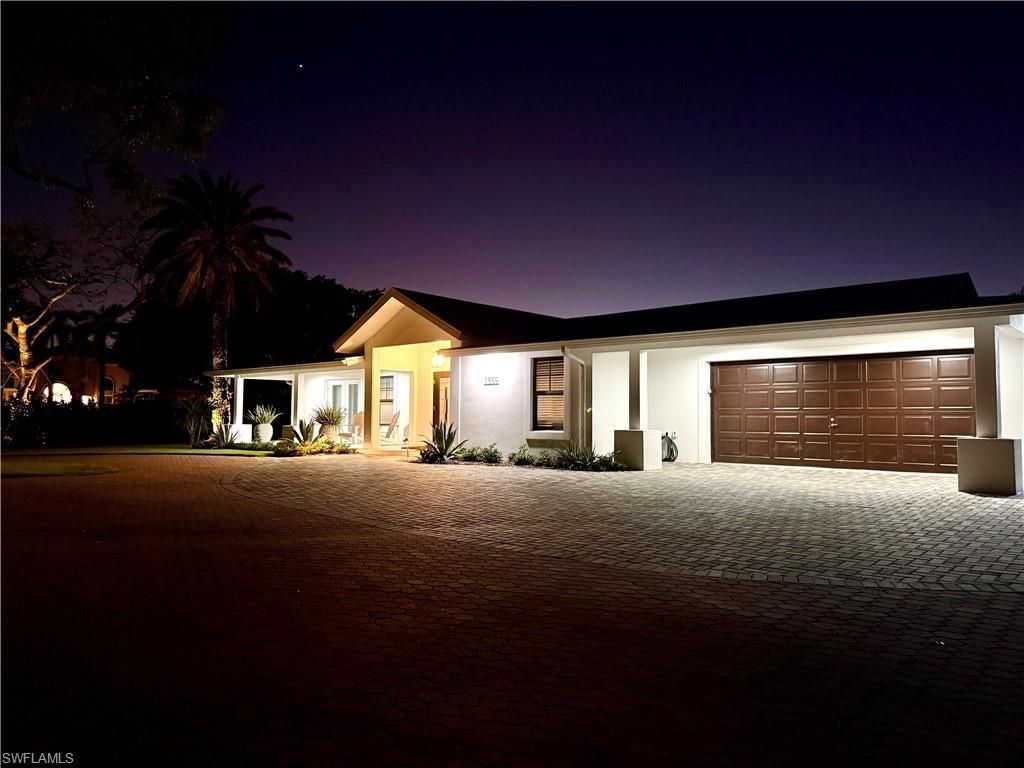 1555 Crayton Rd , Naples, FL 34102 Photo