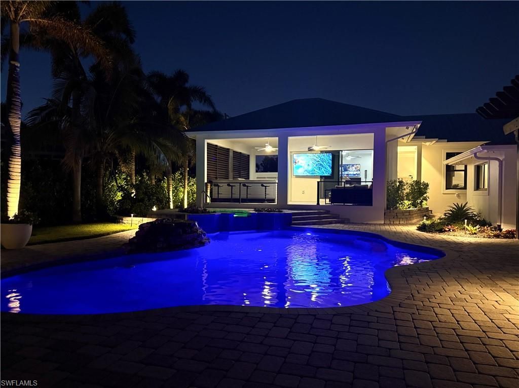 1555 Crayton Rd , Naples, FL 34102 Photo