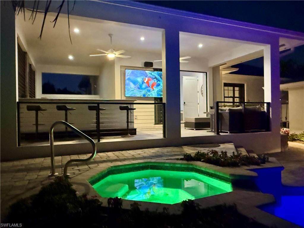1555 Crayton Rd , Naples, FL 34102 Photo