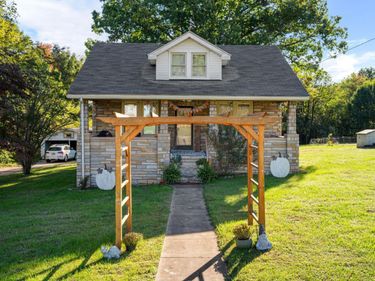 400 Prospect Road, Hurt, VA 24563