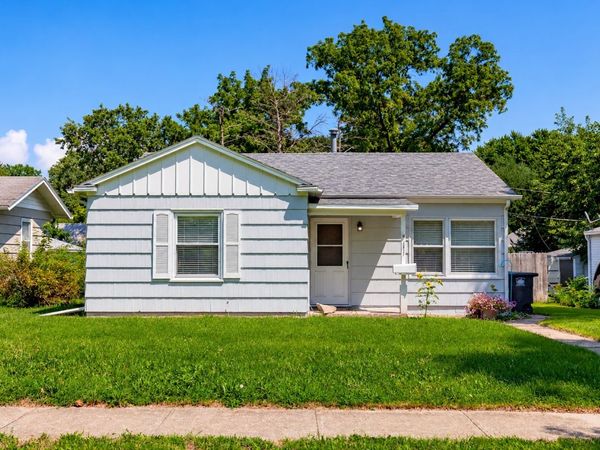 3817 14th Street, Des Moines, IA 50313
