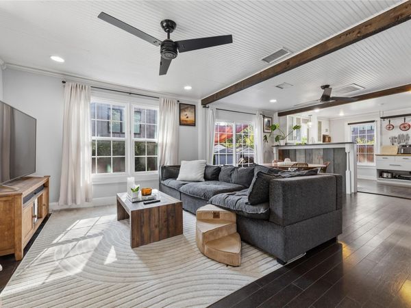 66 Navasota ST, Austin, TX 78702