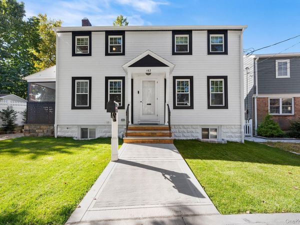 162 Bentley Street , Staten Island, NY 10307