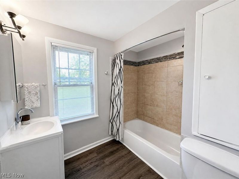 3709 Chelton Road, Shaker Heights, OH 44120 Photo 8