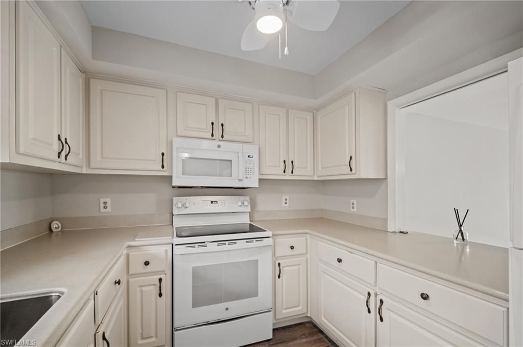5635 Rattlesnake Hammock Rd, Unit 203D, Naples, FL 34133 Photo
