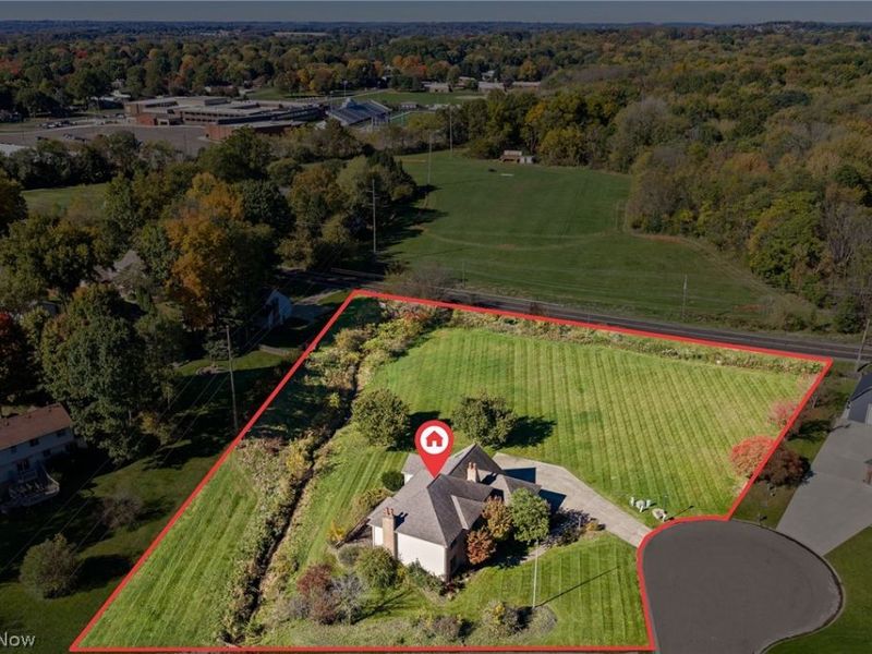 7004 Salerno Street NW, Canton, OH 44718 Photo 2