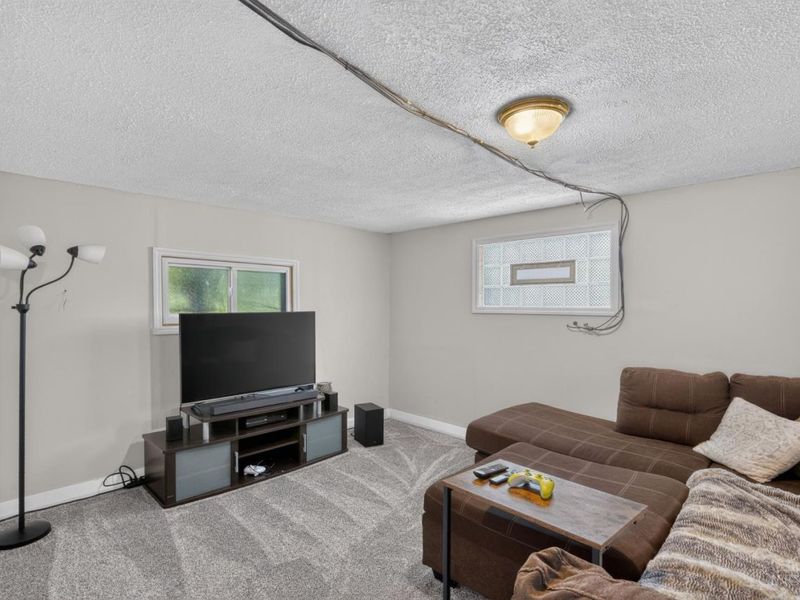 3909 Sterling Drive, Franklin Township, OH 45005 Photo 12