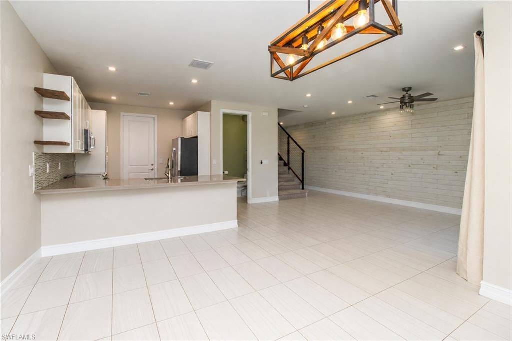 7421 Rockefeller Dr , Naples, FL 34119 Photo