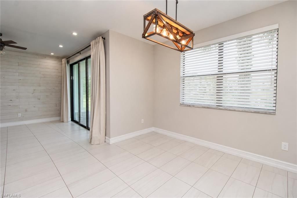 7421 Rockefeller Dr , Naples, FL 34119 Photo