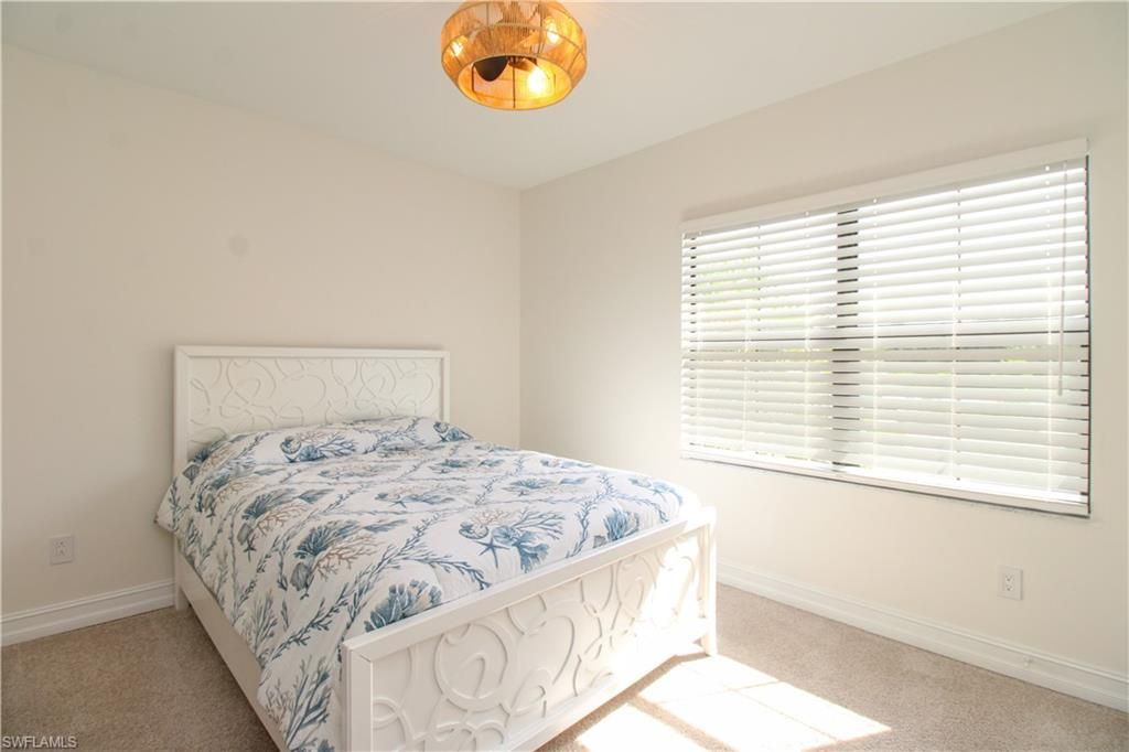 7421 Rockefeller Dr , Naples, FL 34119 Photo